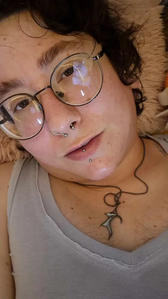 Silver_Willow — Streamate Photos