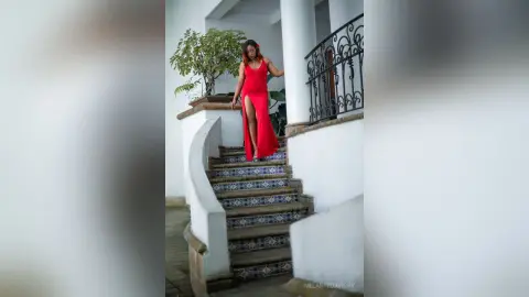 MelanyDavish — Elegant