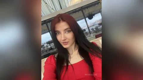 NicoleLuxe — my selfie🍓
