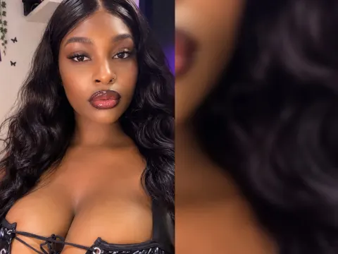 NaomiKinz — LiveJasmin cam model