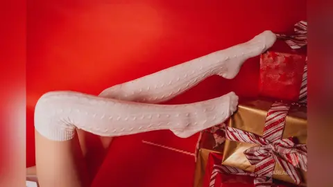 KarlaBee — Santa’s Secret😇❤