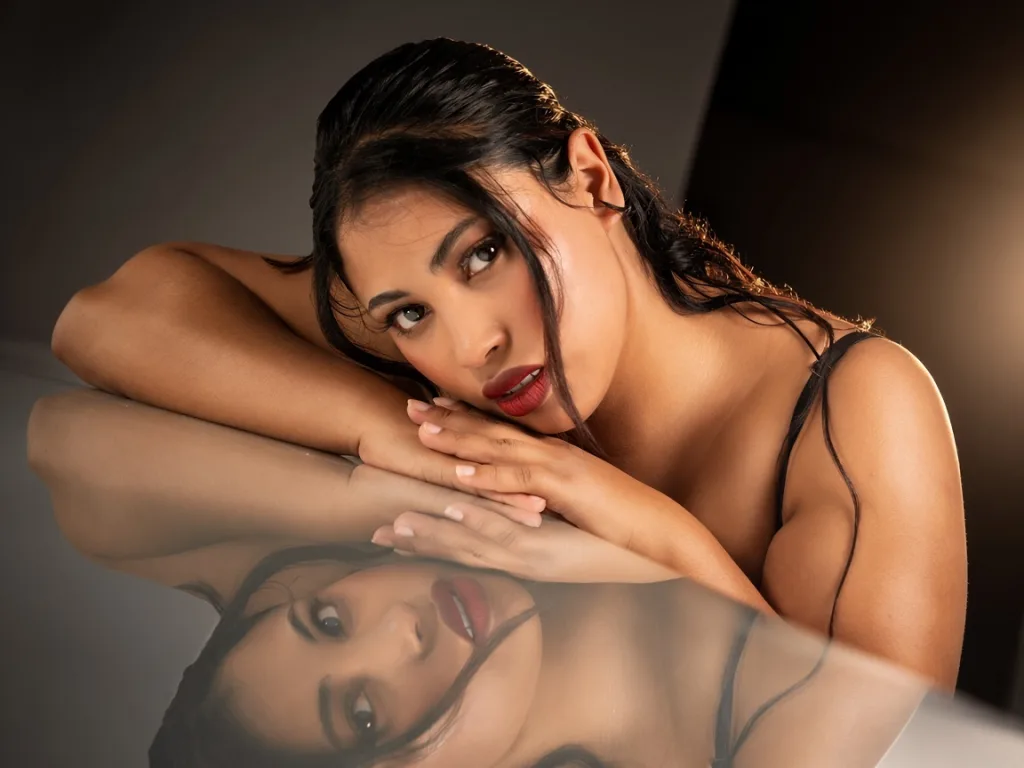 AndreaAleman — Streamate Photos
