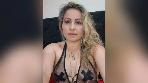 JolieSusan — Sexy Glasses