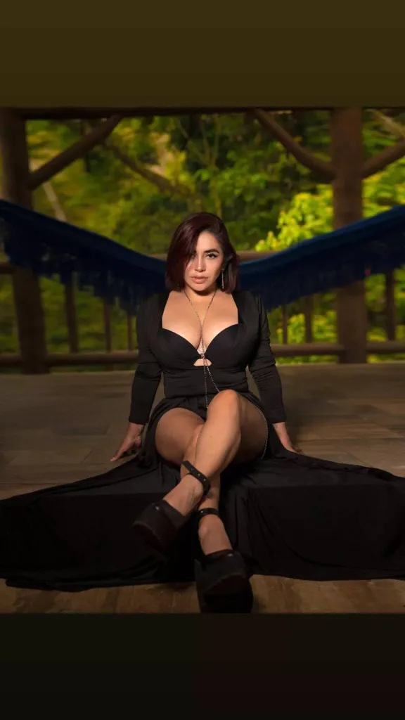 AriadnaDiamond — Streamate Photos