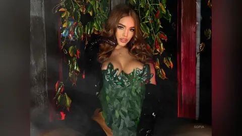 Sofia — 𝖕𝖔𝖎𝖘𝖔𝖓 𝖎𝖛𝖞