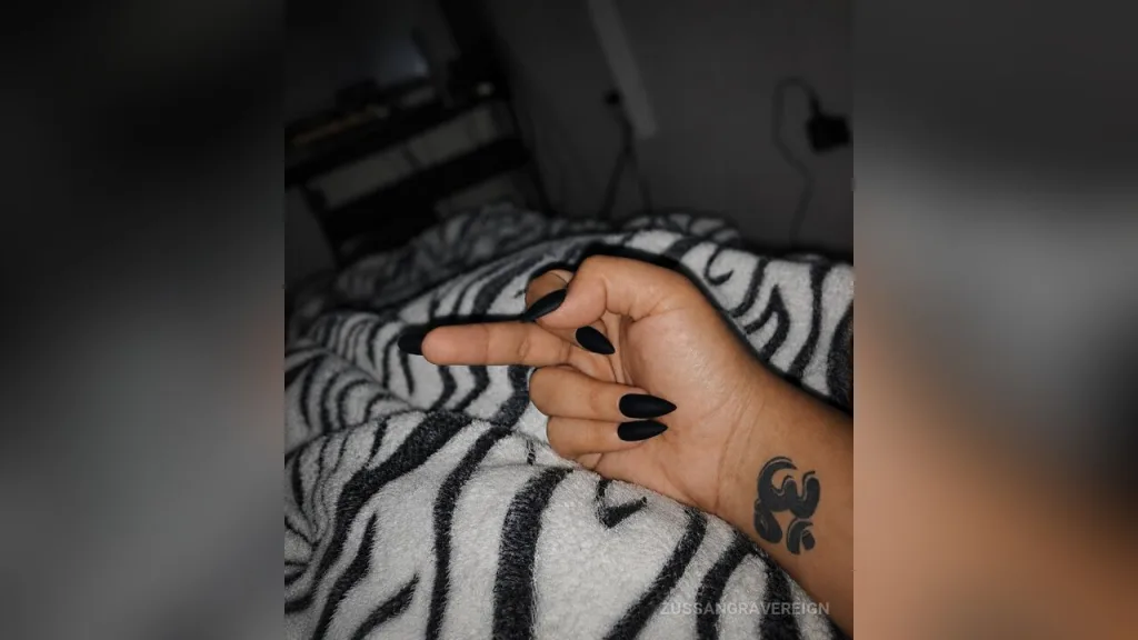 ZussanGravereign — Me