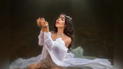 AmelyLu — I'm the magic you've been looking for.