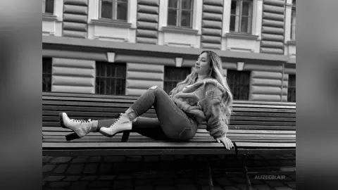 AlizeeBlair — Black’s back 