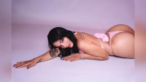 ArianaHille — sweet