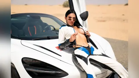 GiovanaRodriguez — I'm speeding, baby.