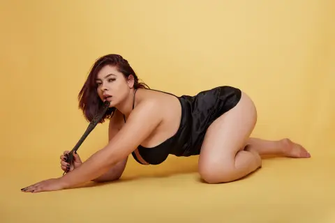 SophieCurvess — Streamate Photos