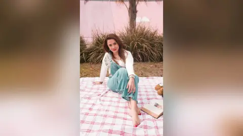 MonicaBedoya — 𝒑𝒊𝒄𝒏𝒊𝒄 𝒂𝒏𝒅 𝒓𝒆𝒂𝒅𝒊𝒏𝒈