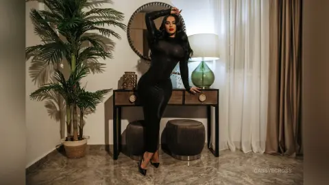 CassyeCross — Boss Lady  🖤