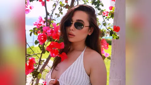 AdaStones — Flowers