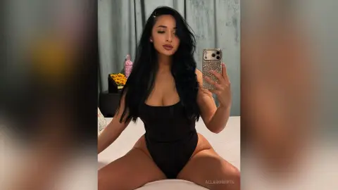 AllaRoberts — More Hips