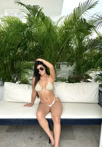 AlisonMartins — Streamate Photos
