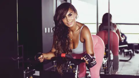 VivianaTaylor — .