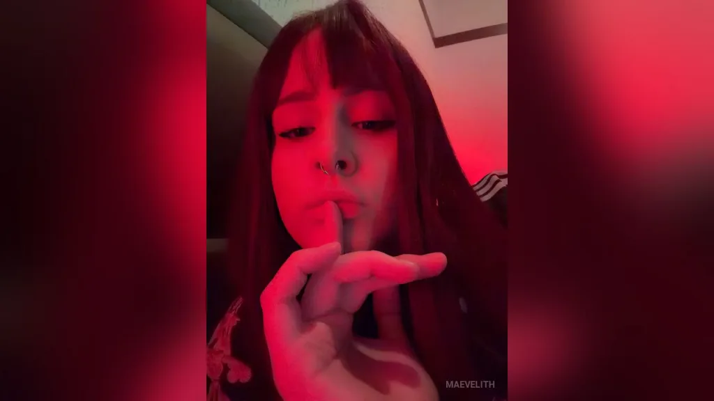 MaeveLith