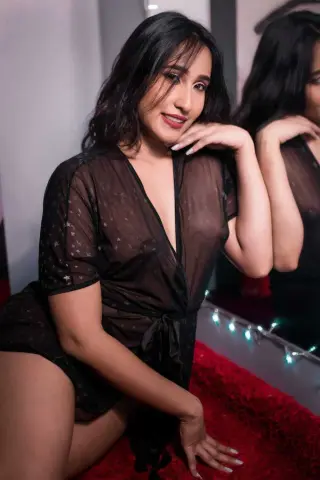 MonicaWalkert — Streamate Photos