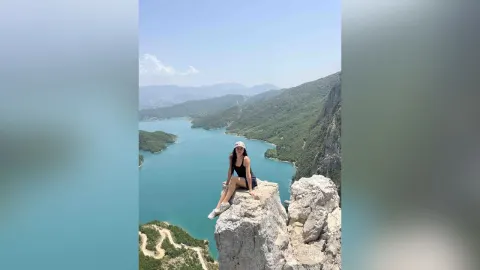 AngelaBerry — Travel time