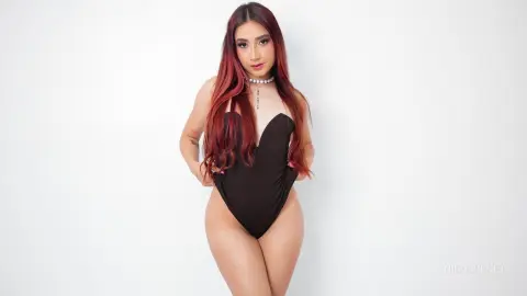NicolBenet — Hot body 😍