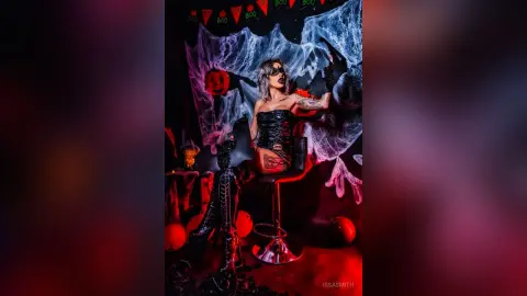 IssaSmith — Boo-Halloween