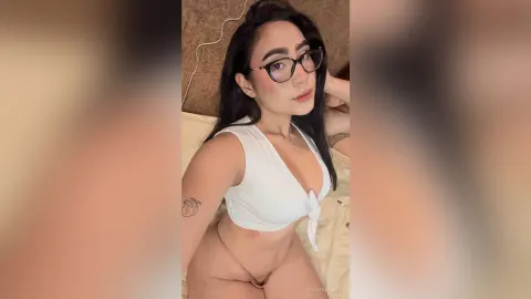 MiaMalavita — Your beautiful baby with horny glasses🤤