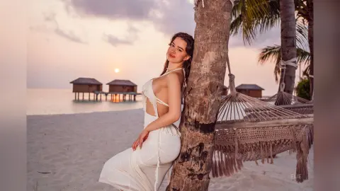 Elie — White Temptation