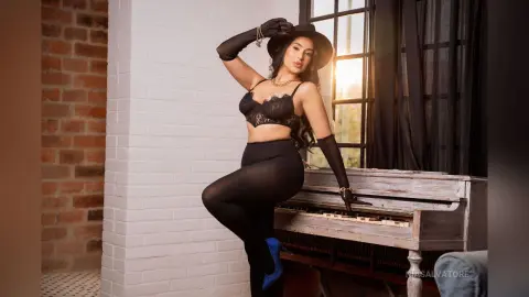 NiaSalvatore — Black stockings