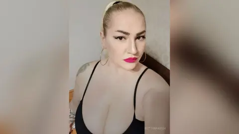 BettyNyassh — 🔥👁️👃🏻👁️🔥