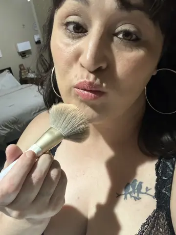 SamanthaYours — Streamate Photos