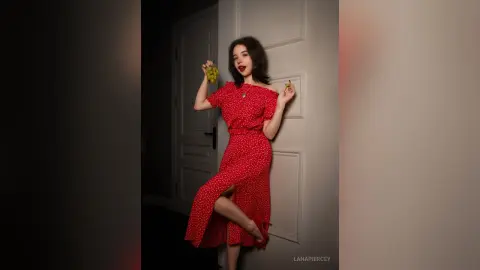 LanaPiercey — 𝒮𝓌𝑒𝑒𝓉 𝓈𝓊𝓂𝓂𝑒𝓇 𝓂𝑜𝑜𝒹🍓