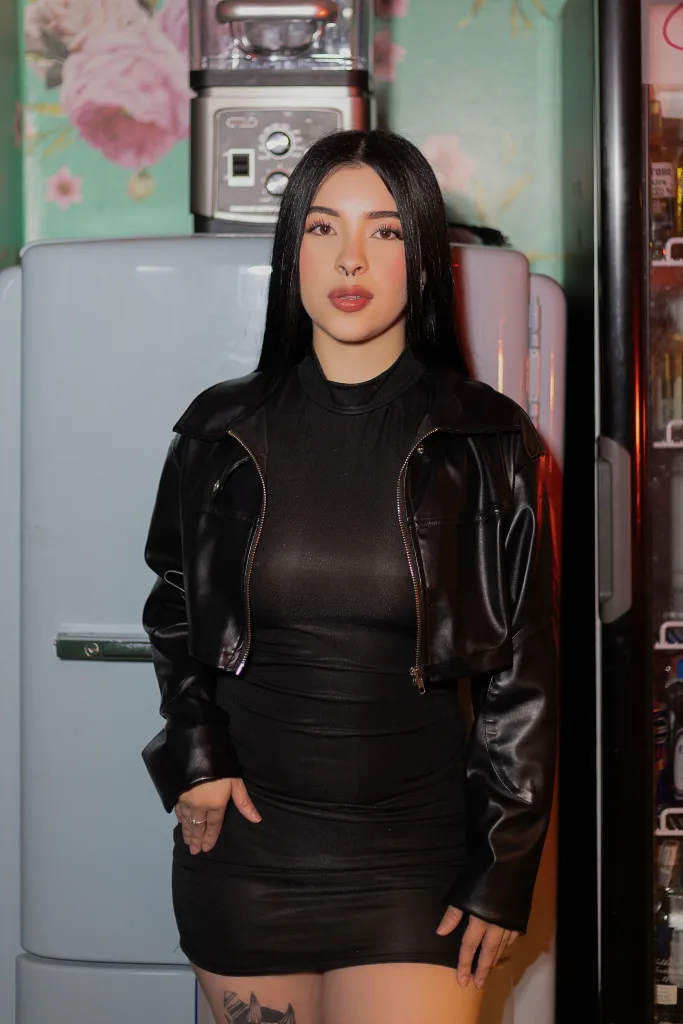 imnikaa — Streamate Photos