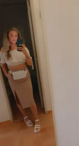 Fffeefee — Streamate Photos
