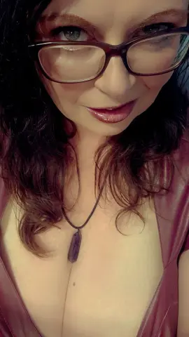 MatureBustyMilf — Streamate Photos