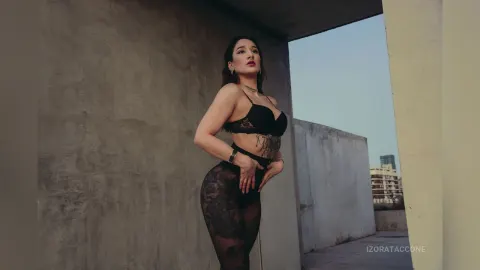 IzoraTaccone — 🖤