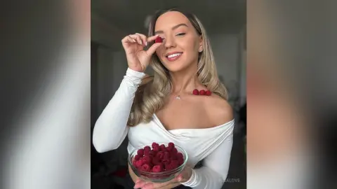 ElsaLove — In bloom
