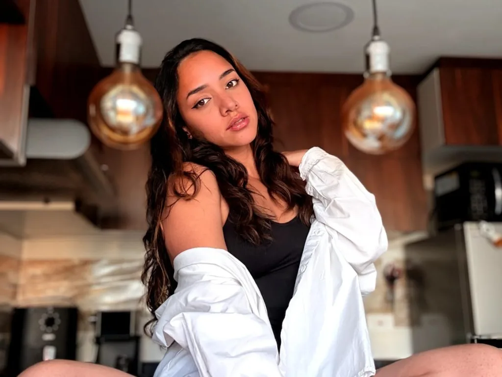FiorelaVega — Streamate Photos