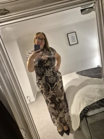 CuteAndCurvyX — Streamate Photos