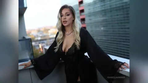 IsabellaUmber — Let me distract you 🥰❤️‍🔥