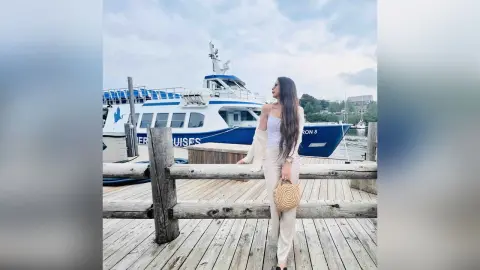 NathalieWalton — Let’s cruise