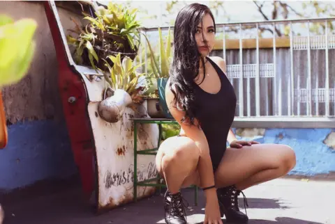 LiindsyGreenn — Streamate Photos