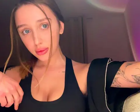 NeroLove — Streamate Photos