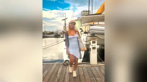 AlessiaBell — Fantastic Voyager