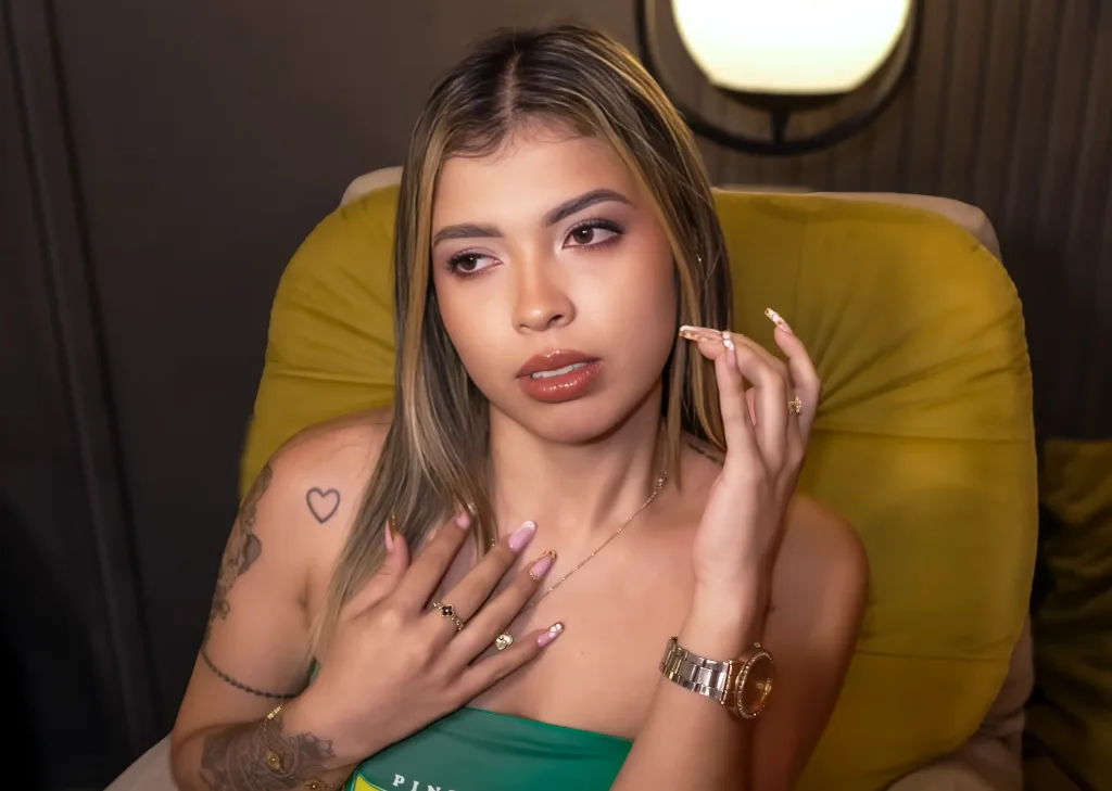 MiaLerody — Streamate Photos