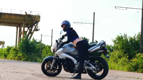 NicolleAspen — moto