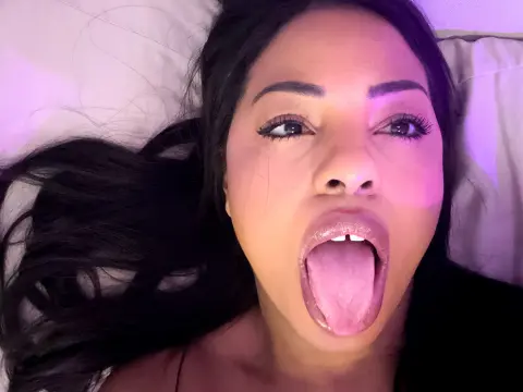 Ella777 — Streamate Photos
