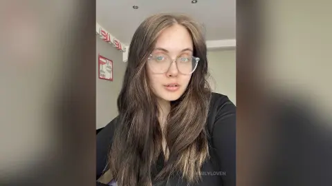 EmilyLoven — 🥰🥰🥰