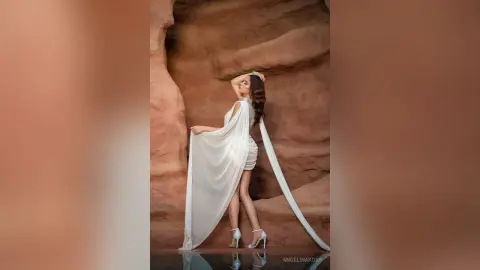 AngelinaKors — 𝗗𝗲𝘀𝗲𝗿𝘁 𝗹𝗼𝗼𝗸
