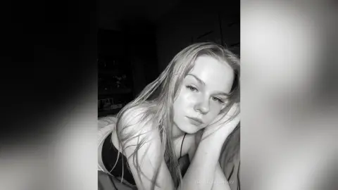TempieChoudhary — Shy